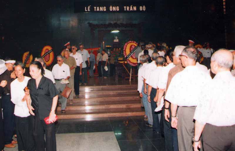 Đám tang Trung tướng Trần Độ 